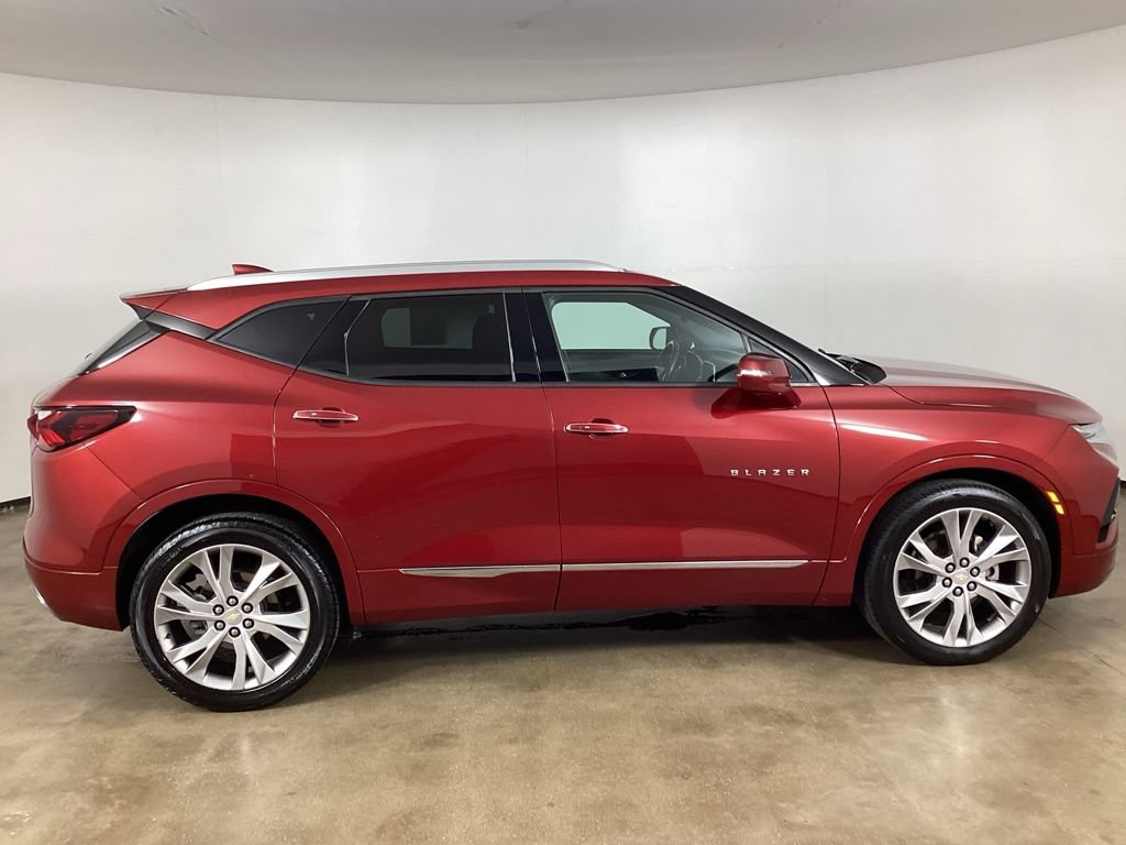 Used 2019 Chevrolet Blazer Premier w/ Sun and Wheels Package AWD/4WD image 7