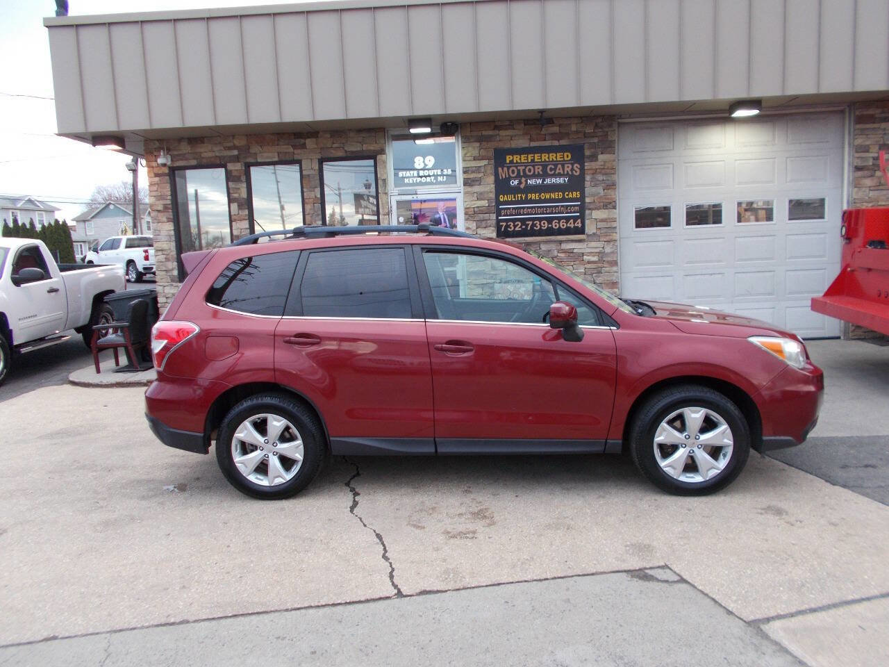 Used 2014 Subaru Forester 2.5i Limited AWD/4WD image 2