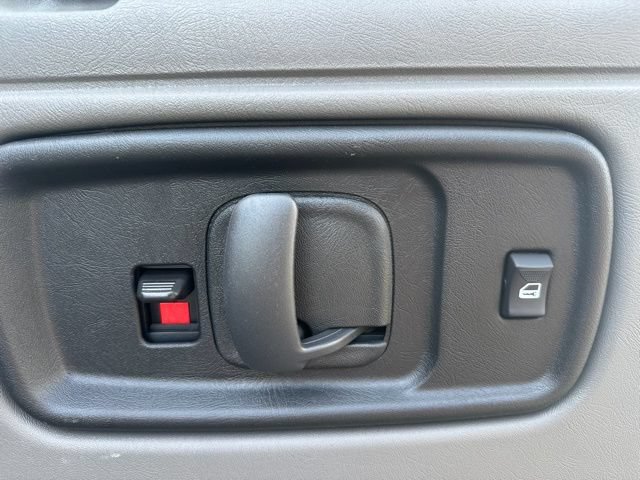 Certified 2024 Chevrolet Express 3500 LT w/ LT Preferred Equipment Group RWD image 12