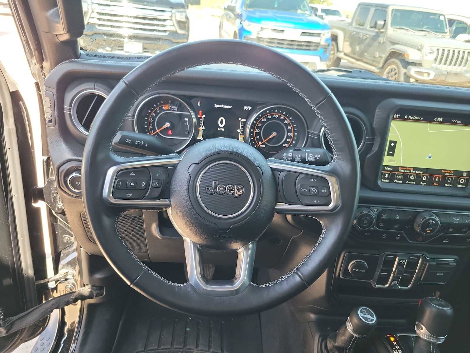 Used 2023 Jeep Wrangler Unlimited Sahara w/ Cold Weather Group AWD/4WD image 19