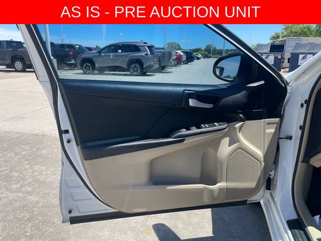 Used 2012 Toyota Camry LE FWD image 18