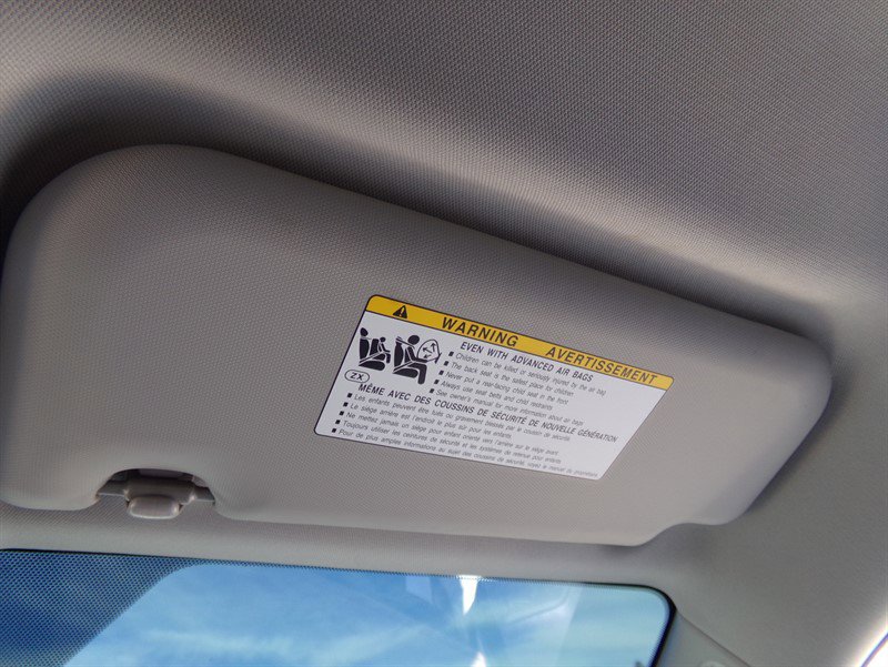 Used 2019 Toyota RAV4 LE AWD/4WD image 44