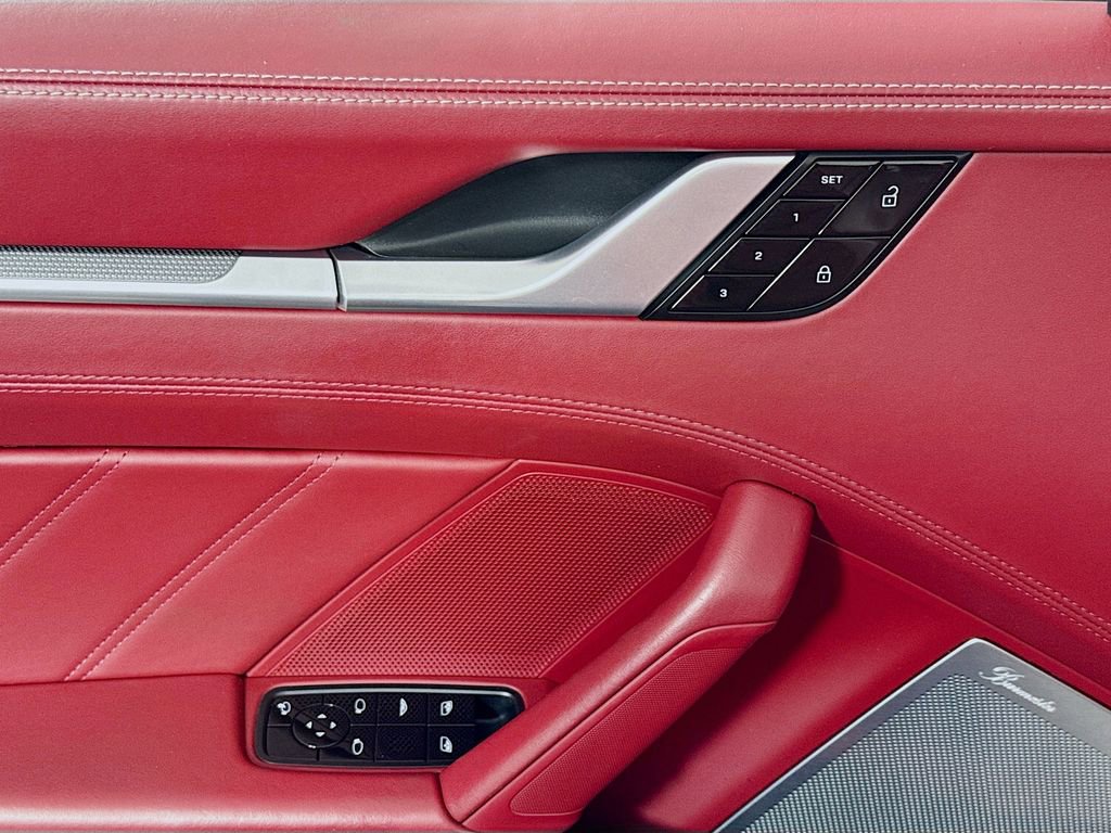 Used 2021 Porsche 911 Turbo S image 22