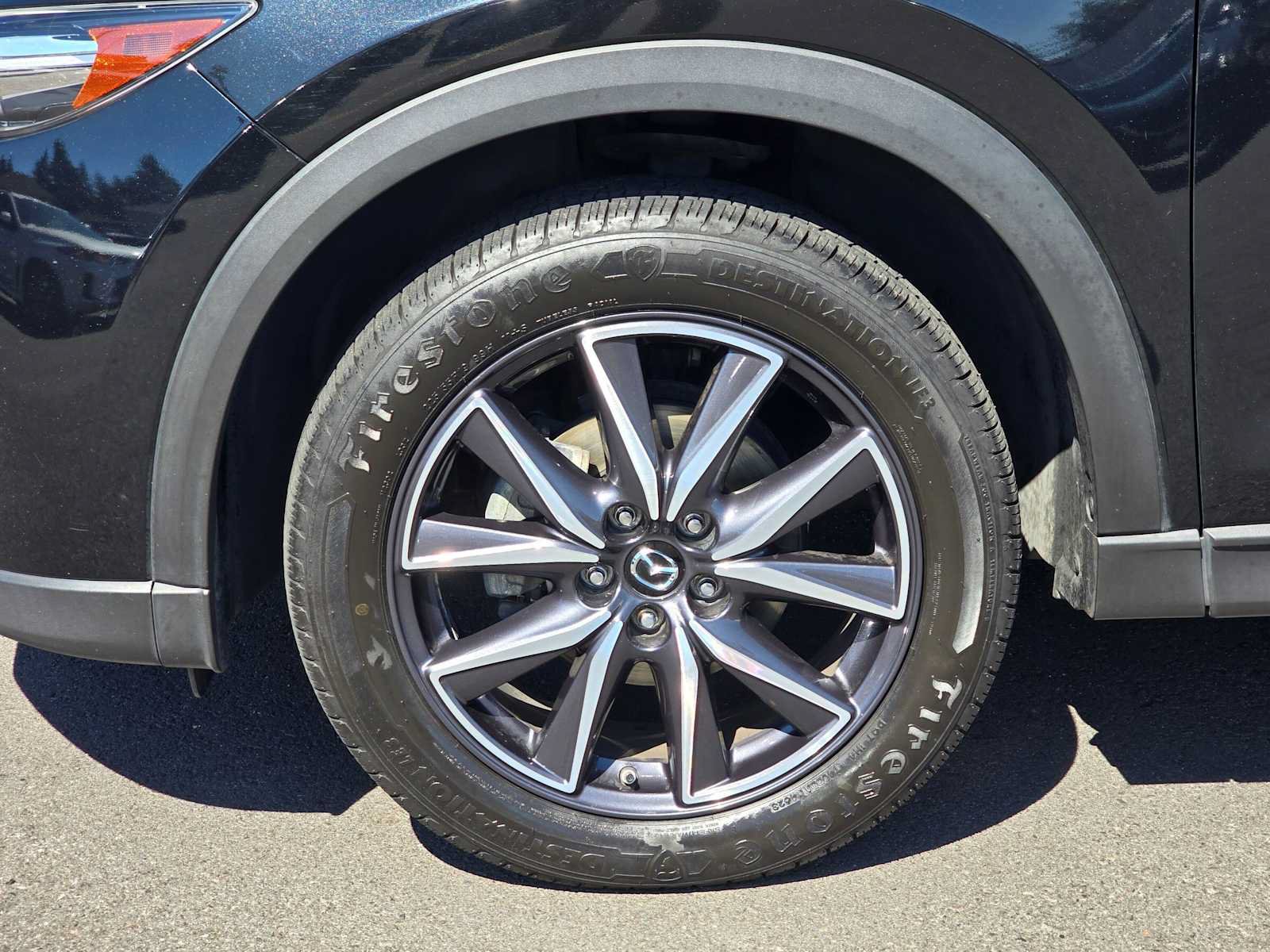 Used 2018 MAZDA CX-5 Touring w/ Preferred Equipment Package AWD/4WD image 8