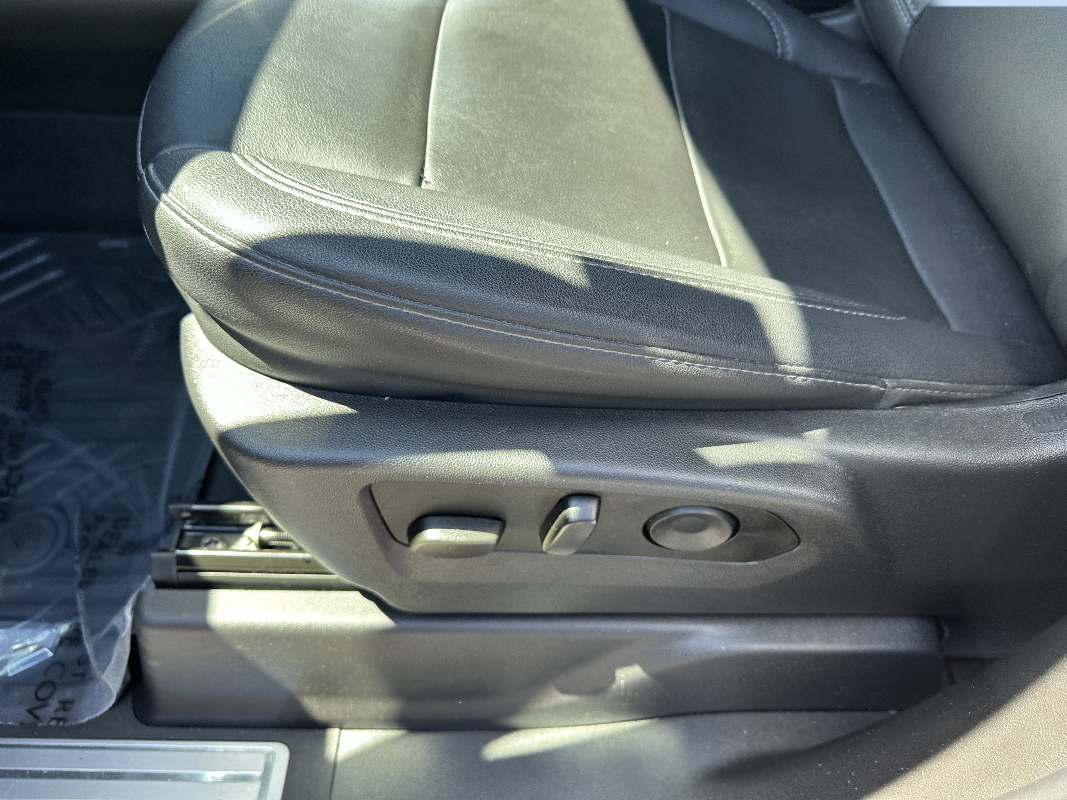 Certified 2024 Chevrolet Silverado 1500 RST AWD/4WD image 13