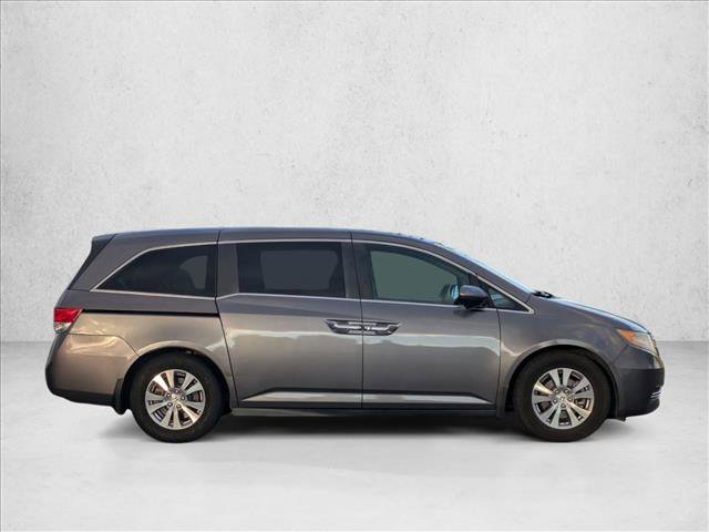 Used 2016 Honda Odyssey SE image 4