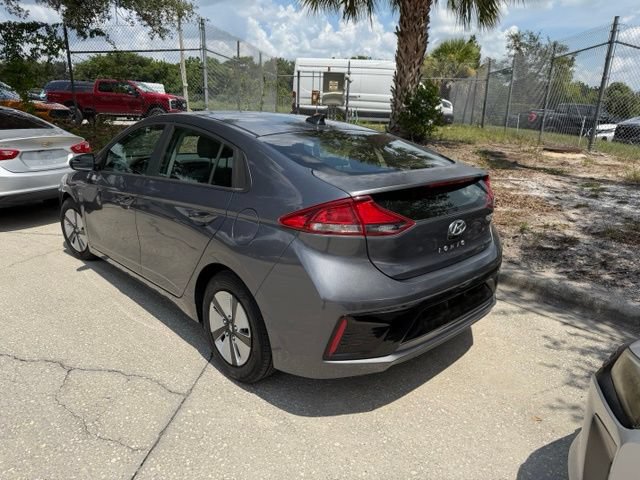 Used 2018 Hyundai Ioniq Blue FWD image 9