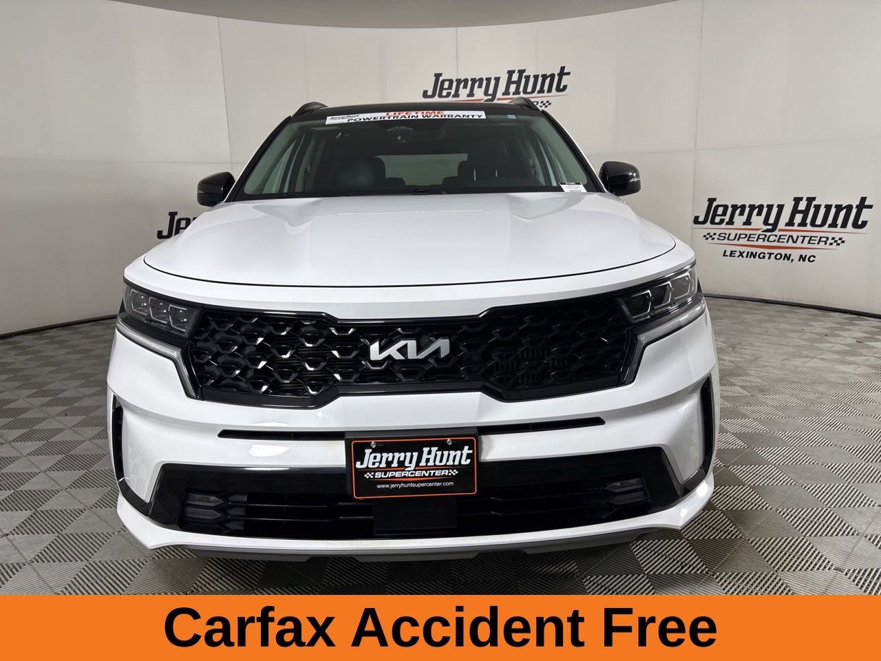 Used 2023 Kia Sorento SX FWD image 3