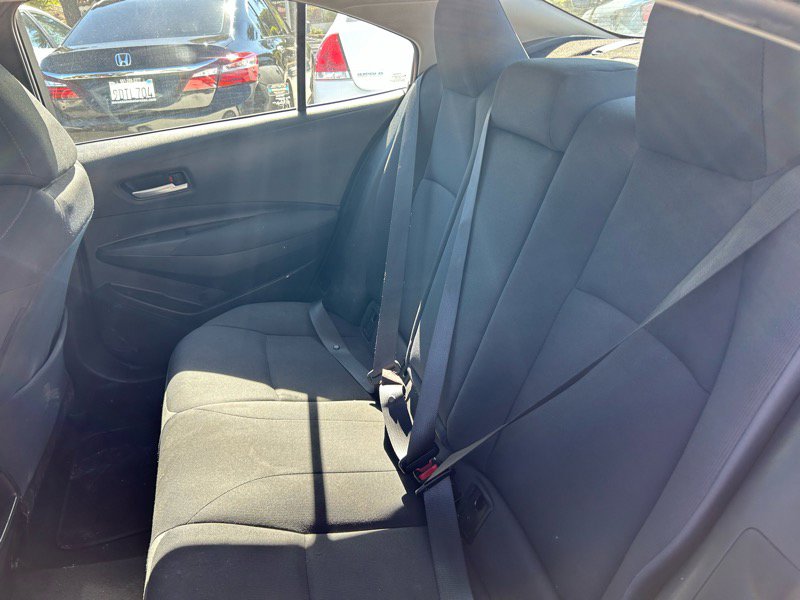 Used 2021 Toyota Corolla LE image 14