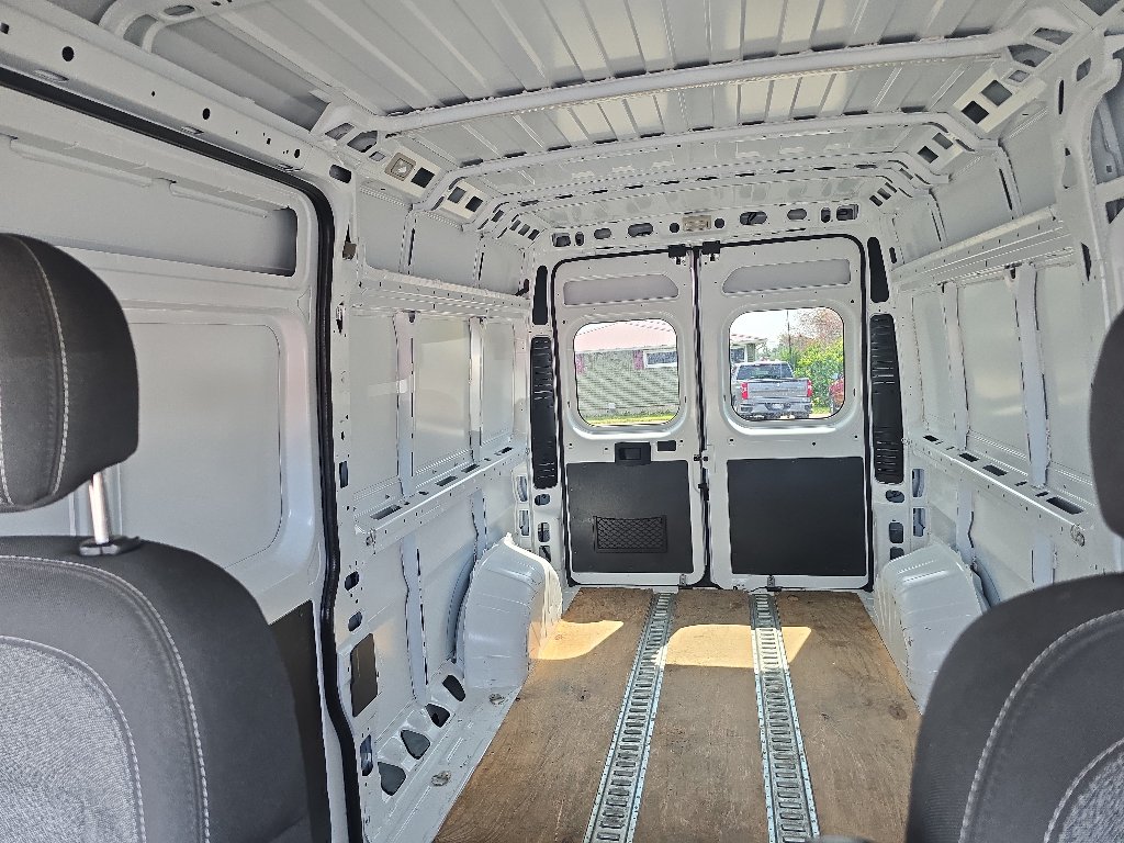 Used 2022 RAM ProMaster 2500 w/ Convenience Group FWD image 36