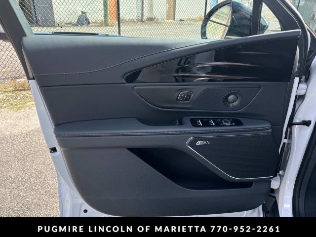 New 2025 Lincoln Nautilus Premier w/ Equipment Group 102A image 10