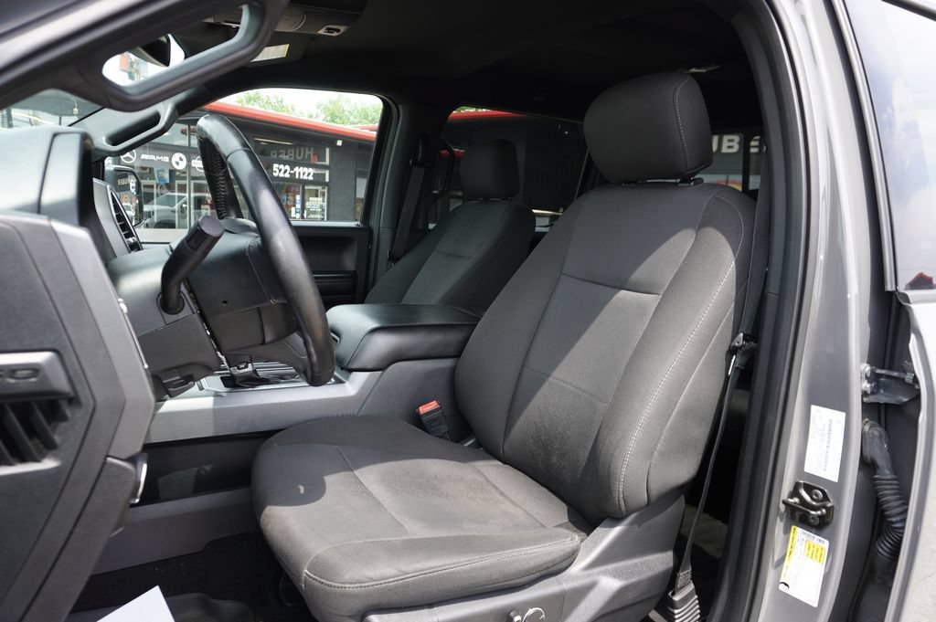 Used 2018 Ford F150 XLT w/ Equipment Group 302A Luxury AWD/4WD image 22