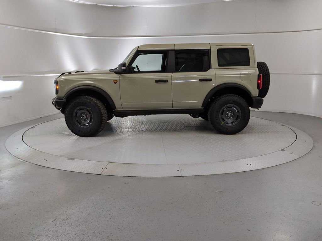 New 2025 Ford Bronco Badlands image 5