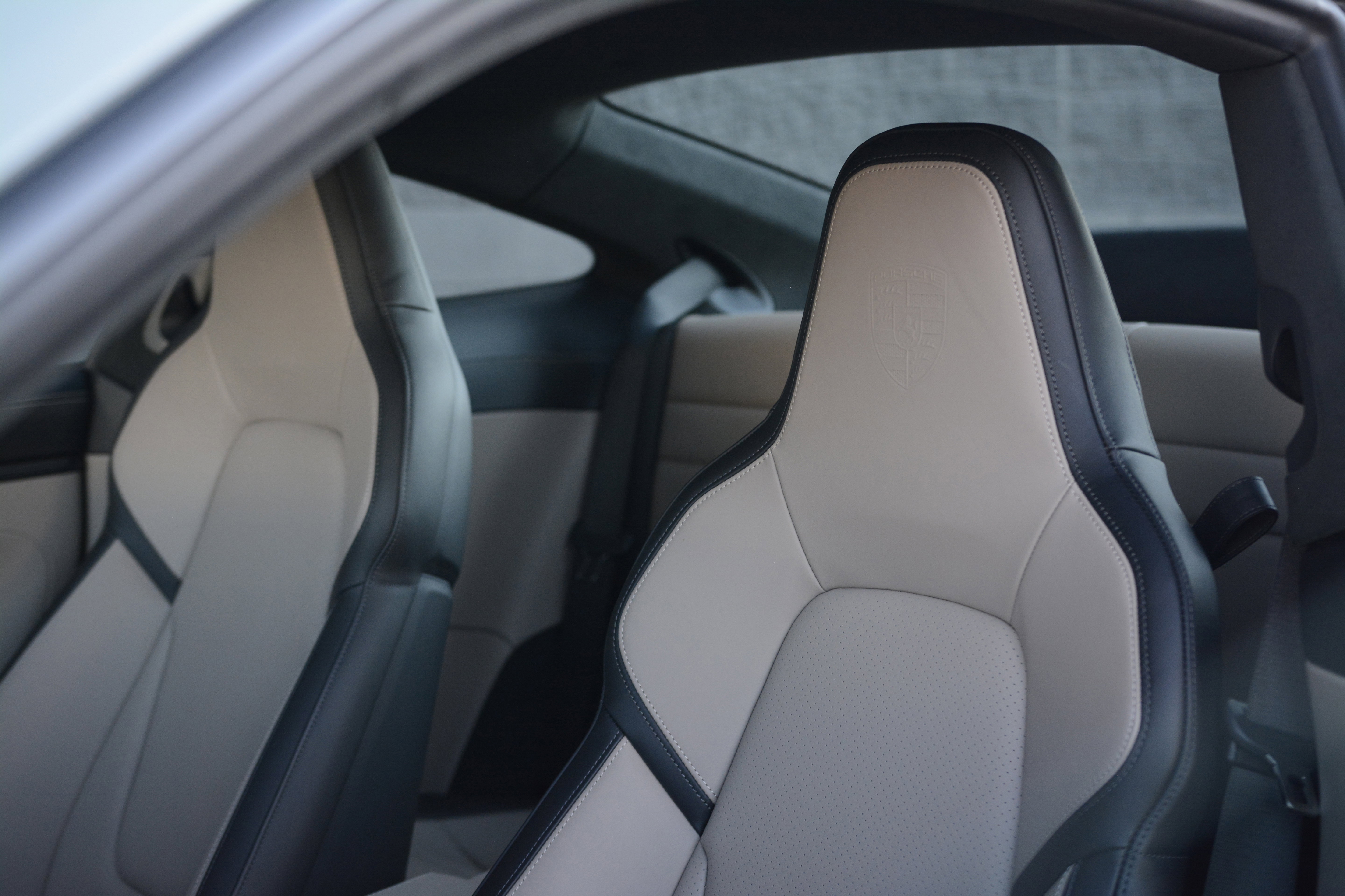 Certified 2025 Porsche 911 Carrera 4 GTS AWD/4WD image 19