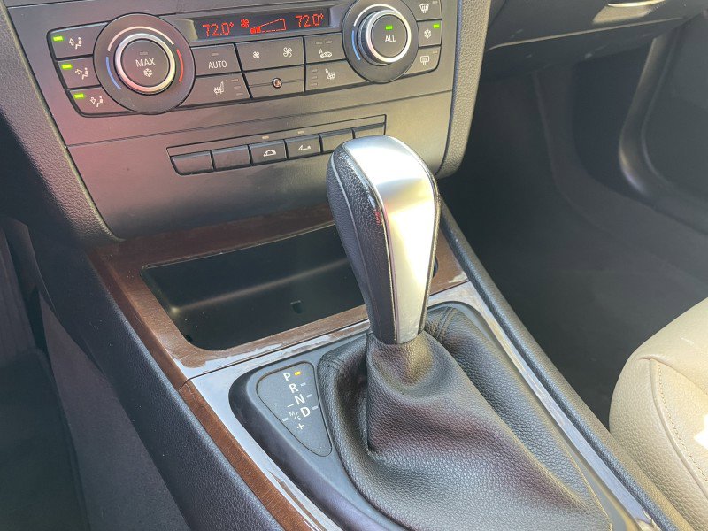 Used 2012 BMW 128i Convertible image 19