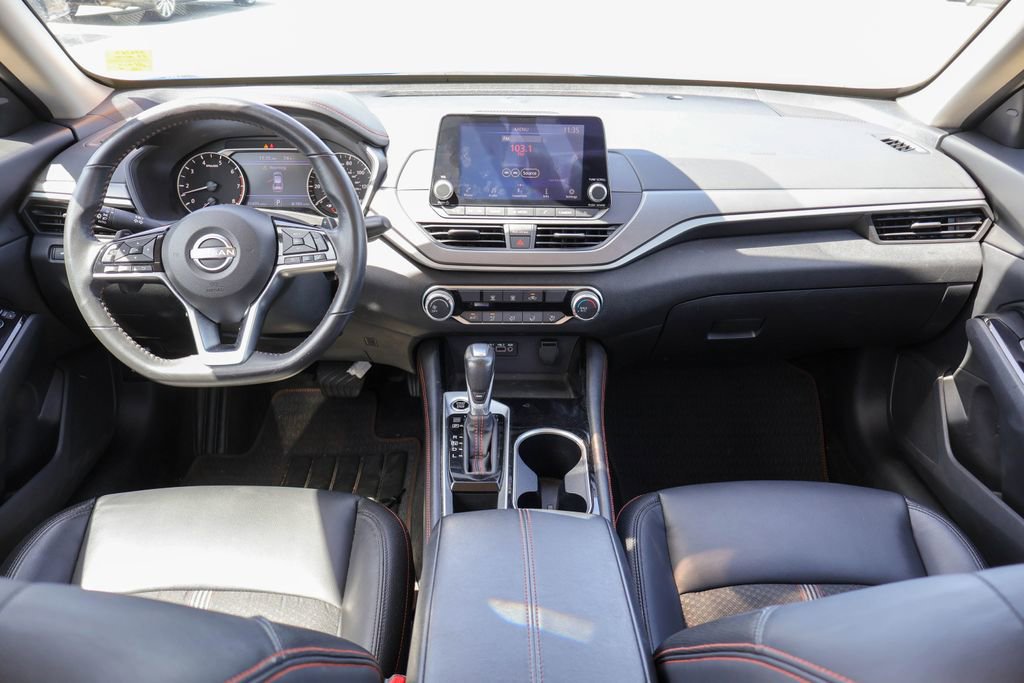 Used 2025 Nissan Altima 2.5 SR image 6