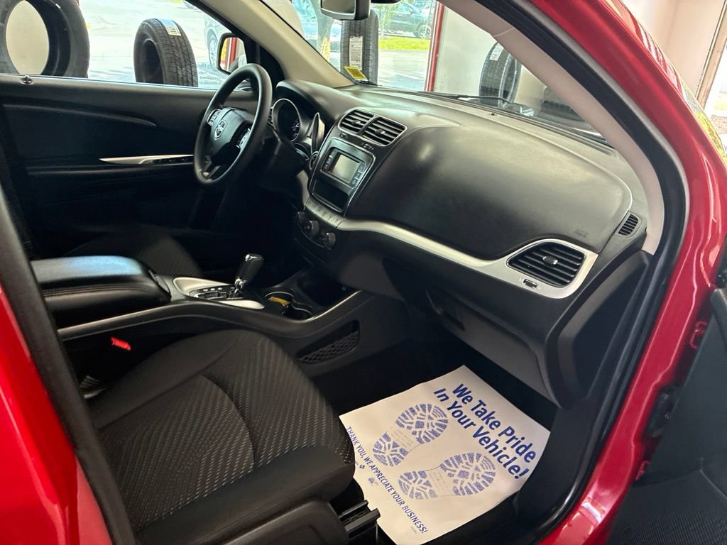 Used 2018 Dodge Journey SE FWD image 25