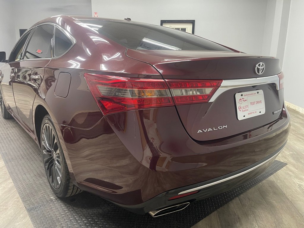 Used 2016 Toyota Avalon Touring image 14