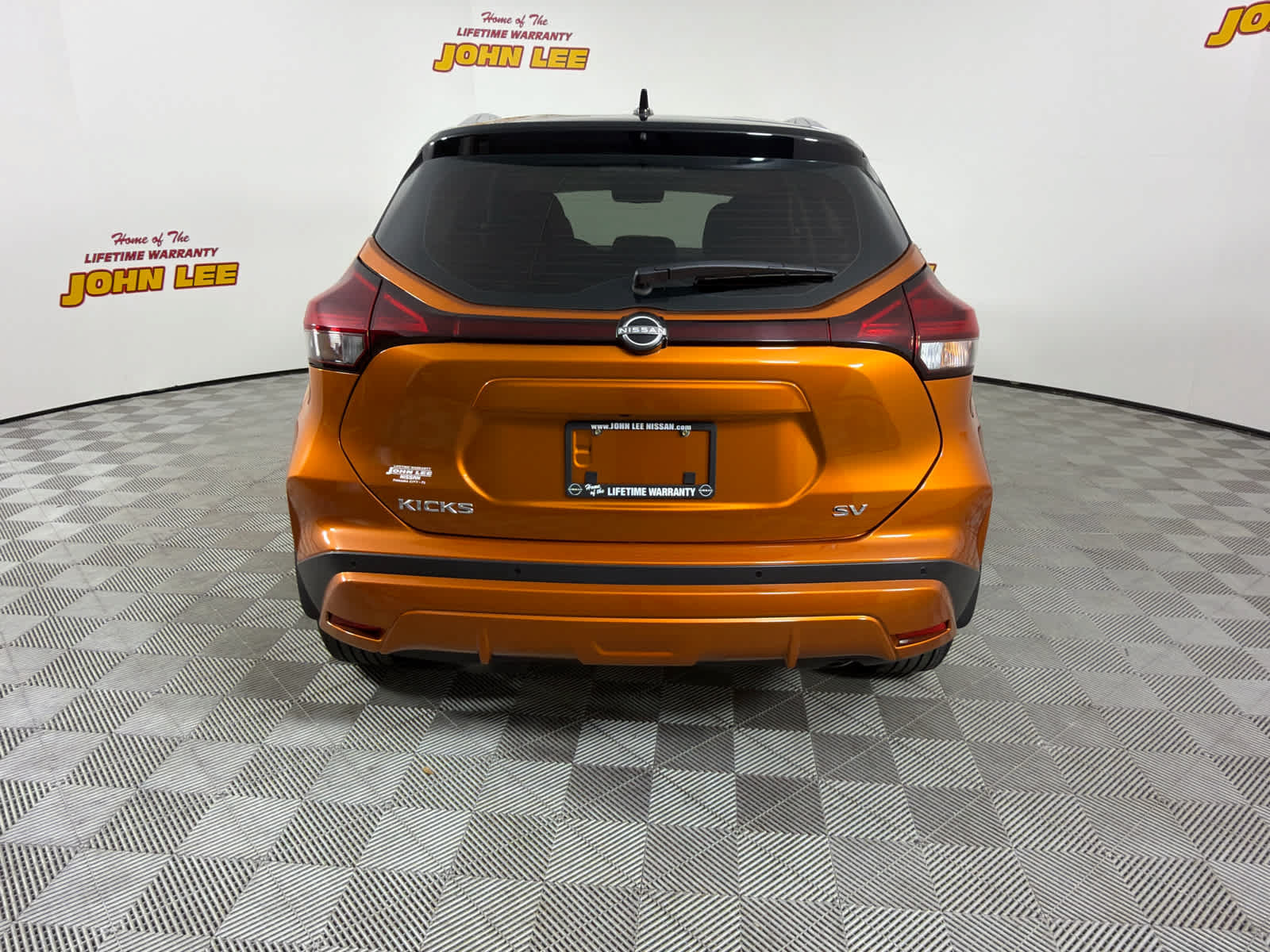 Certified 2023 Nissan Kicks SV w/ Interior Electronics Package FWD image 4