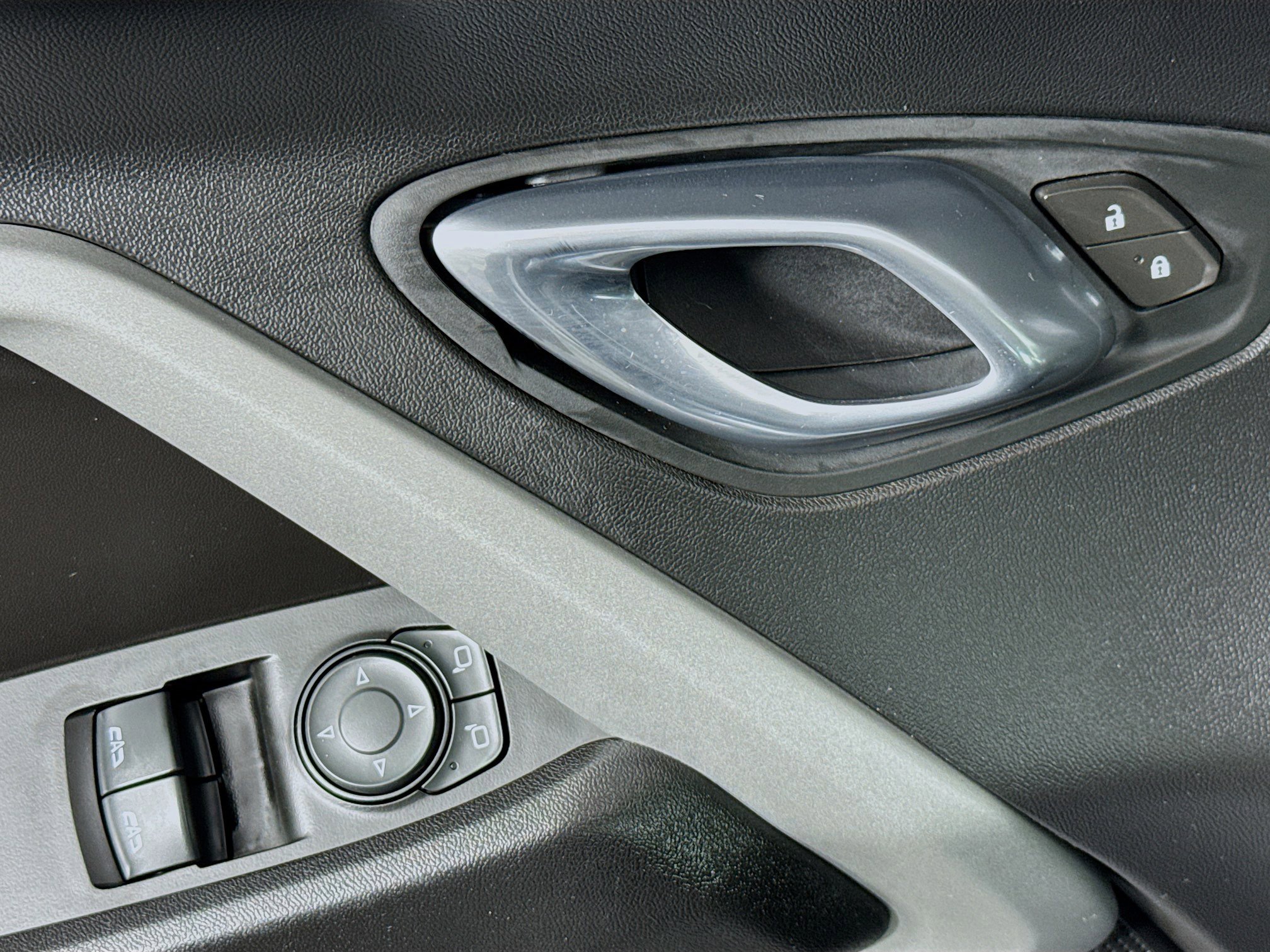 Used 2019 Chevrolet Camaro LT w/ RS Package image 23