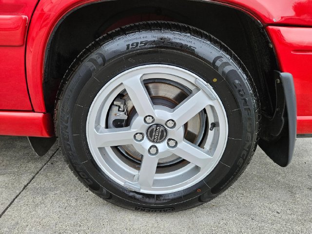 Used 1999 Volvo V70 AWD image 9