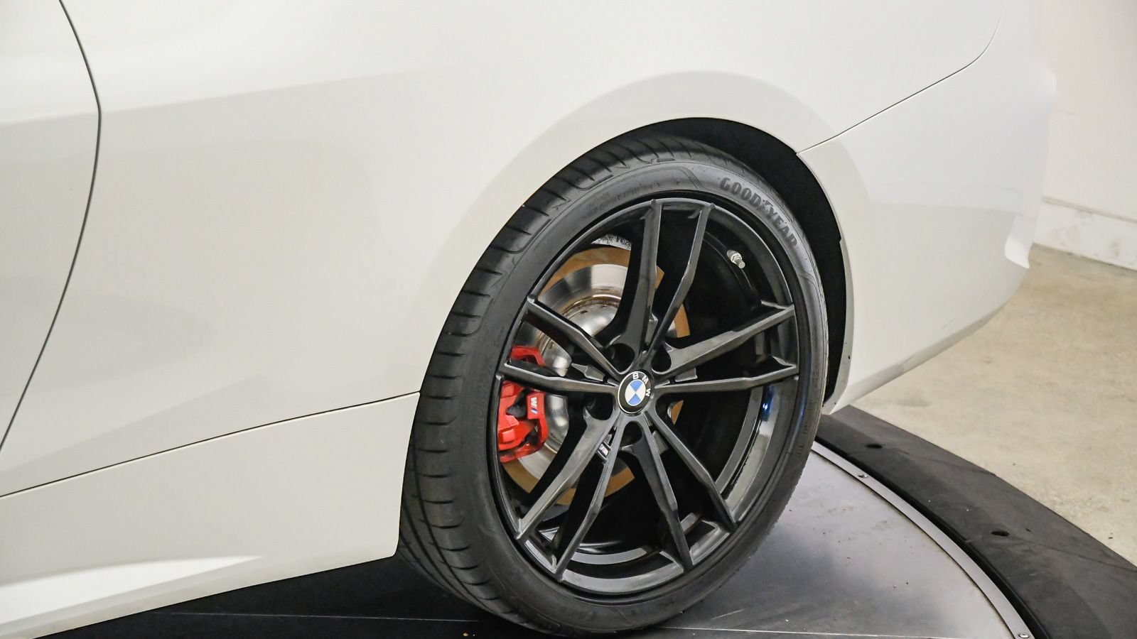 Certified 2023 BMW 430i Coupe w/ M Sport Package RWD image 11