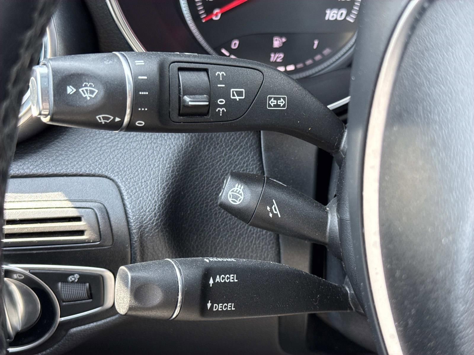 Used 2017 Mercedes-Benz GLC 300 4MATIC image 16