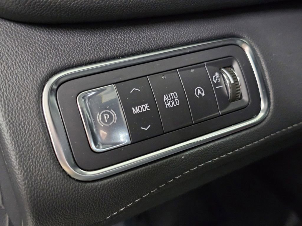 Used 2025 Buick Enclave Preferred image 29