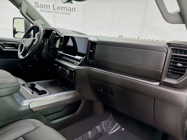 Used 2025 Chevrolet Silverado 2500 LTZ w/ LTZ Premium Package image 32