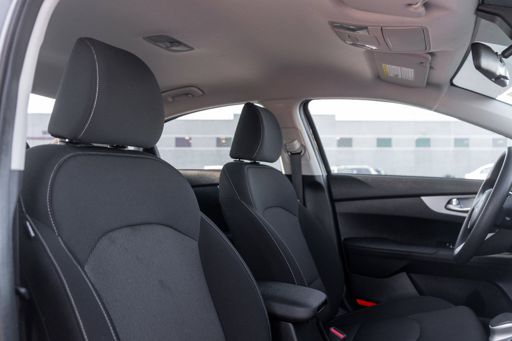 Used 2024 Kia Forte LXS FWD image 12