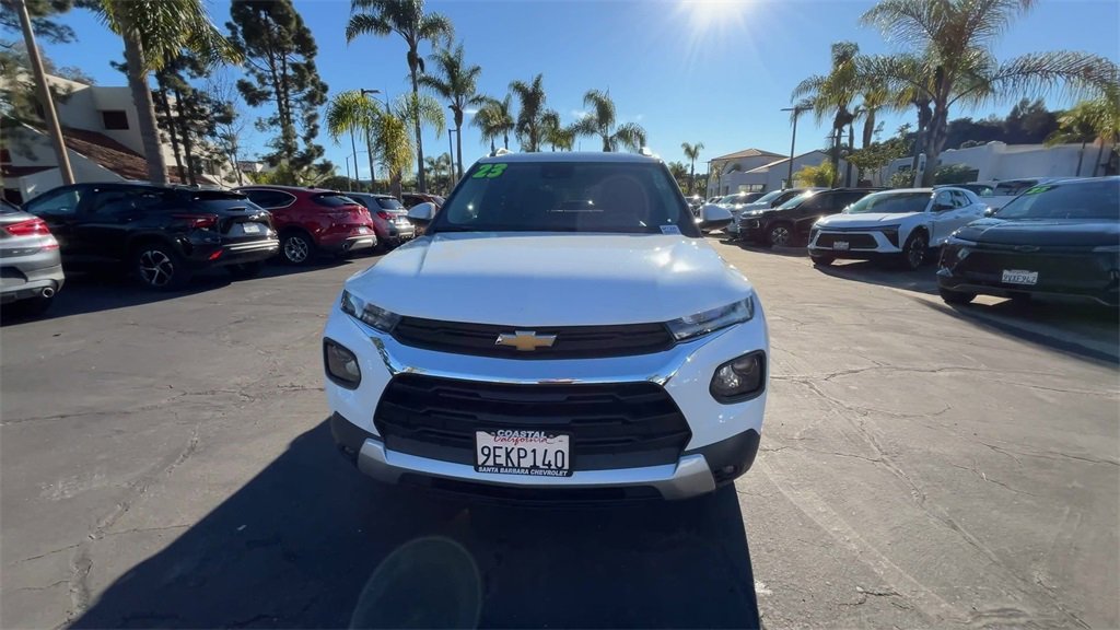 Used 2023 Chevrolet TrailBlazer LT image 3