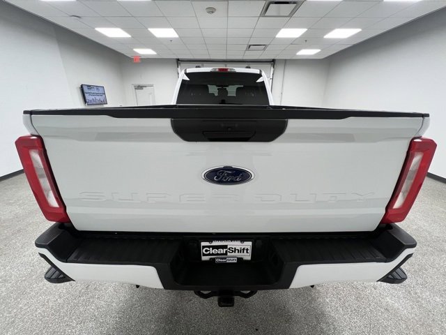 Used 2023 Ford F350 XLT image 9