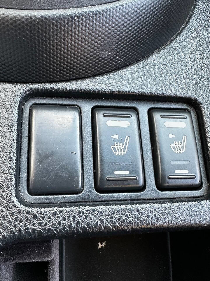 Used 2006 Nissan 350Z Touring w/ (N93) Cargo Convenience Pkg image 18