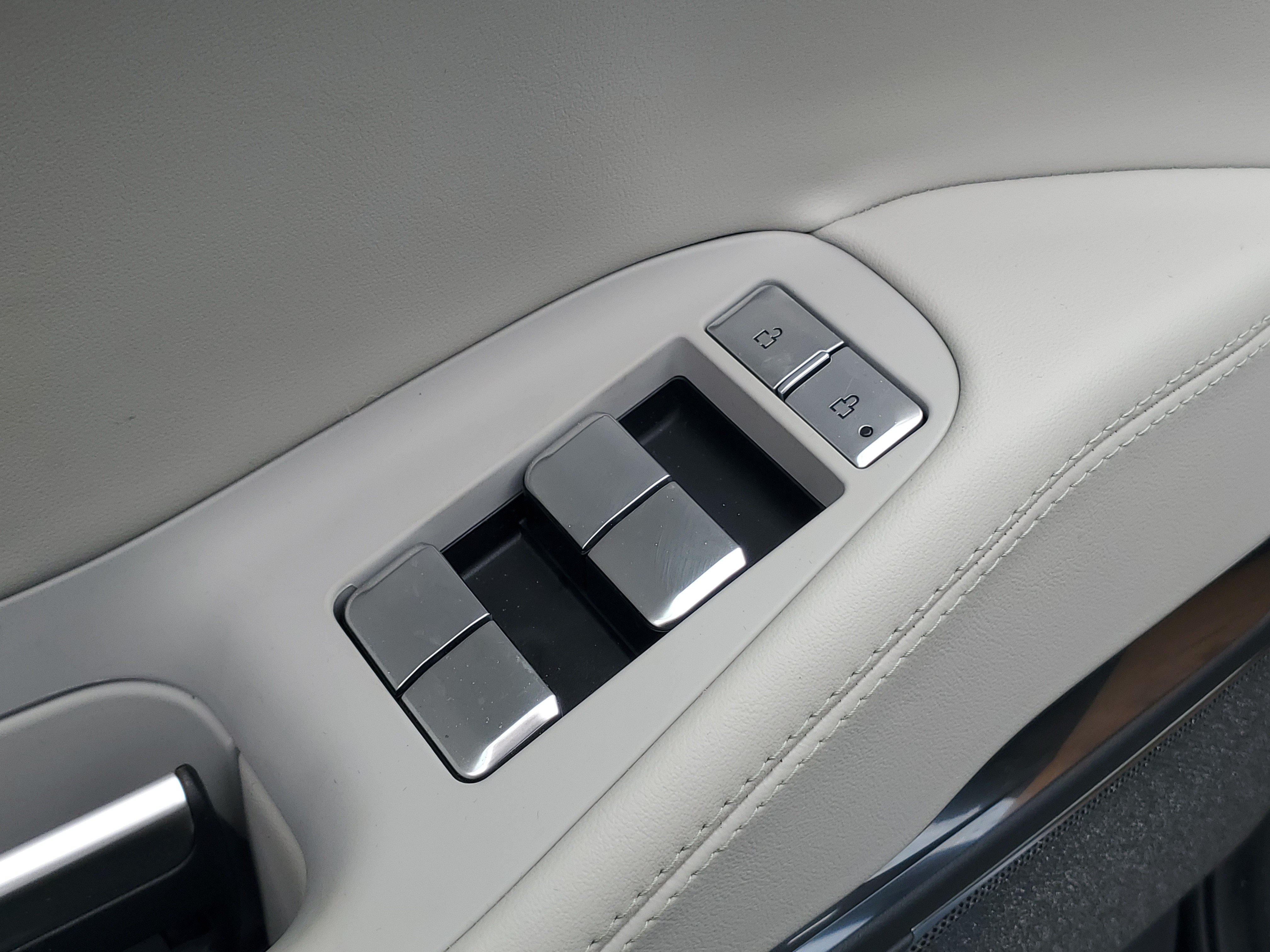 New 2026 Lincoln Navigator Reserve AWD/4WD image 10