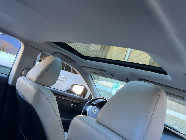 Used 2014 Lexus ES 350 image 28