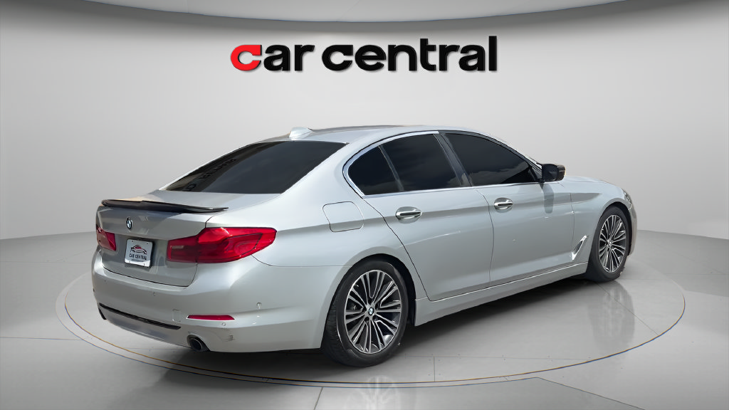 Used 2017 BMW 530i xDrive AWD/4WD image 6