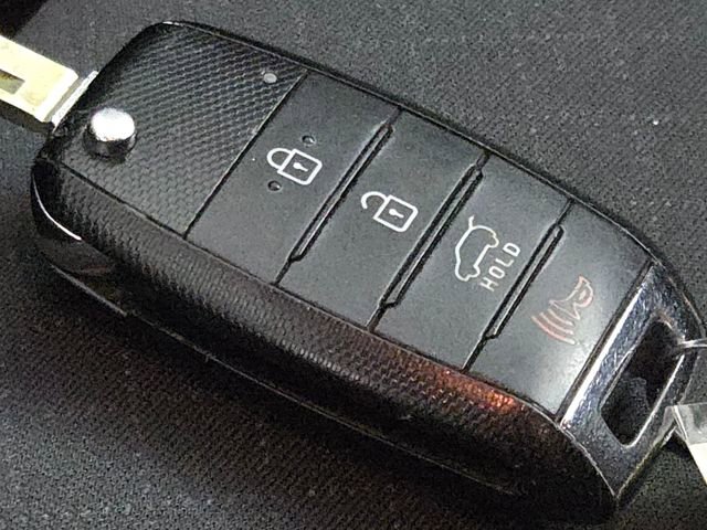 Used 2019 Kia Sorento LX image 36