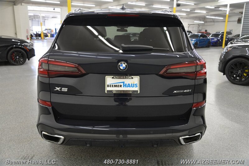 Used 2022 BMW X5 xDrive40i w/ M Sport Package AWD/4WD image 10