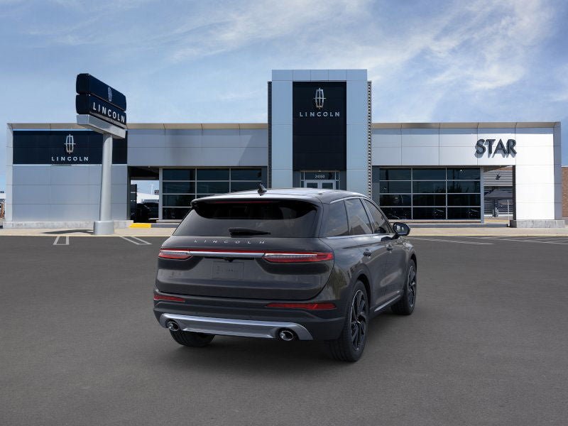New 2023 Lincoln Corsair Reserve w/ Equipment Group 202A AWD/4WD image 8
