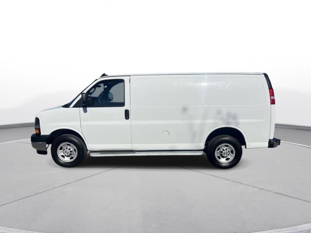 Used 2024 Chevrolet Express 2500 w/ Driver Convenience Package image 3
