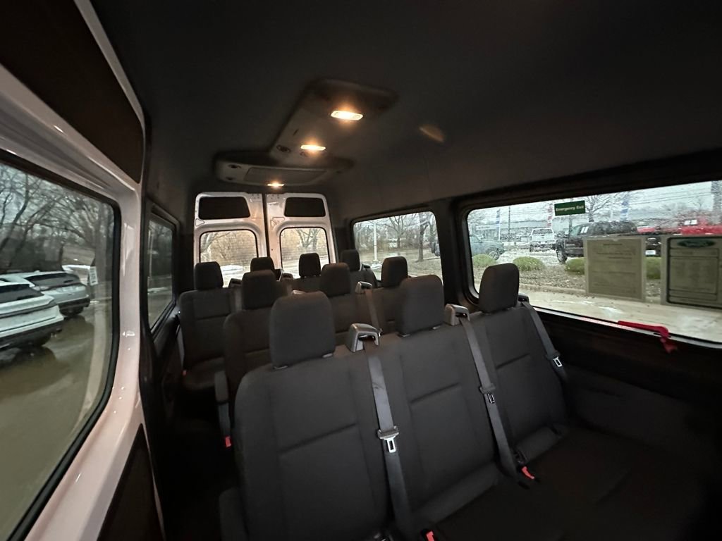 Used 2024 Mercedes-Benz Sprinter 2500 image 25