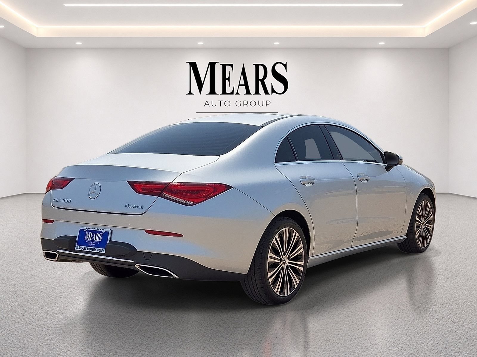 Used 2023 Mercedes-Benz CLA 250 4MATIC w/ Premium Package image 5
