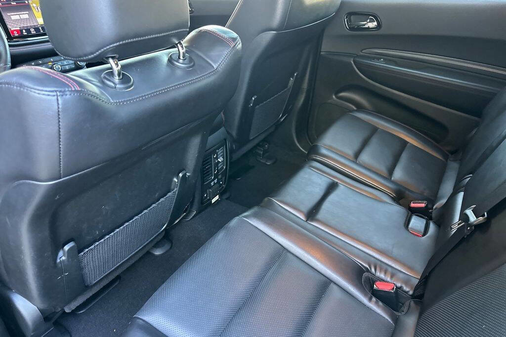Used 2025 Dodge Durango GT image 12