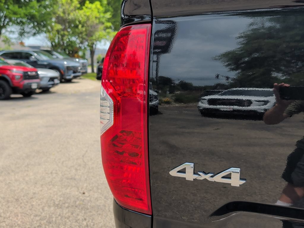 Used 2018 Toyota Tundra Platinum AWD/4WD image 44