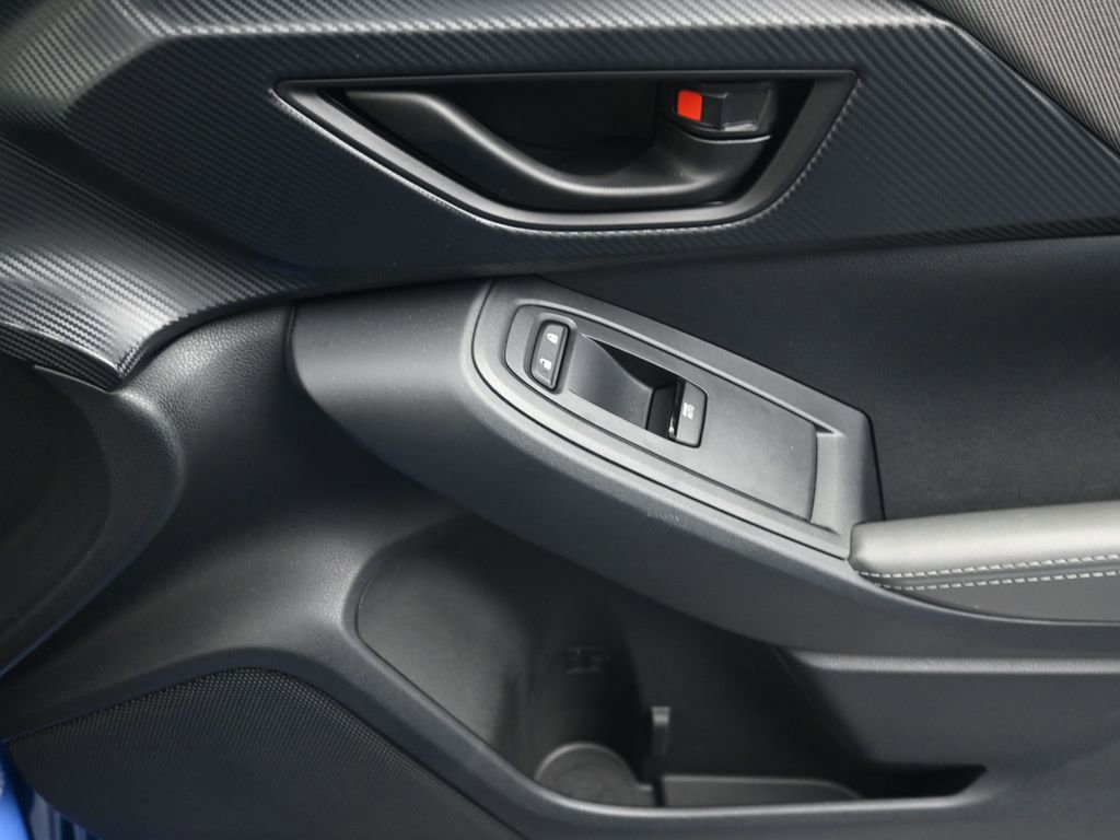 Certified 2025 Subaru Crosstrek 2.0i Premium image 16