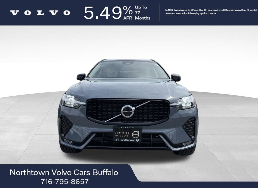Used 2023 Volvo XC60 B5 Plus w/ Climate Package AWD/4WD image 4