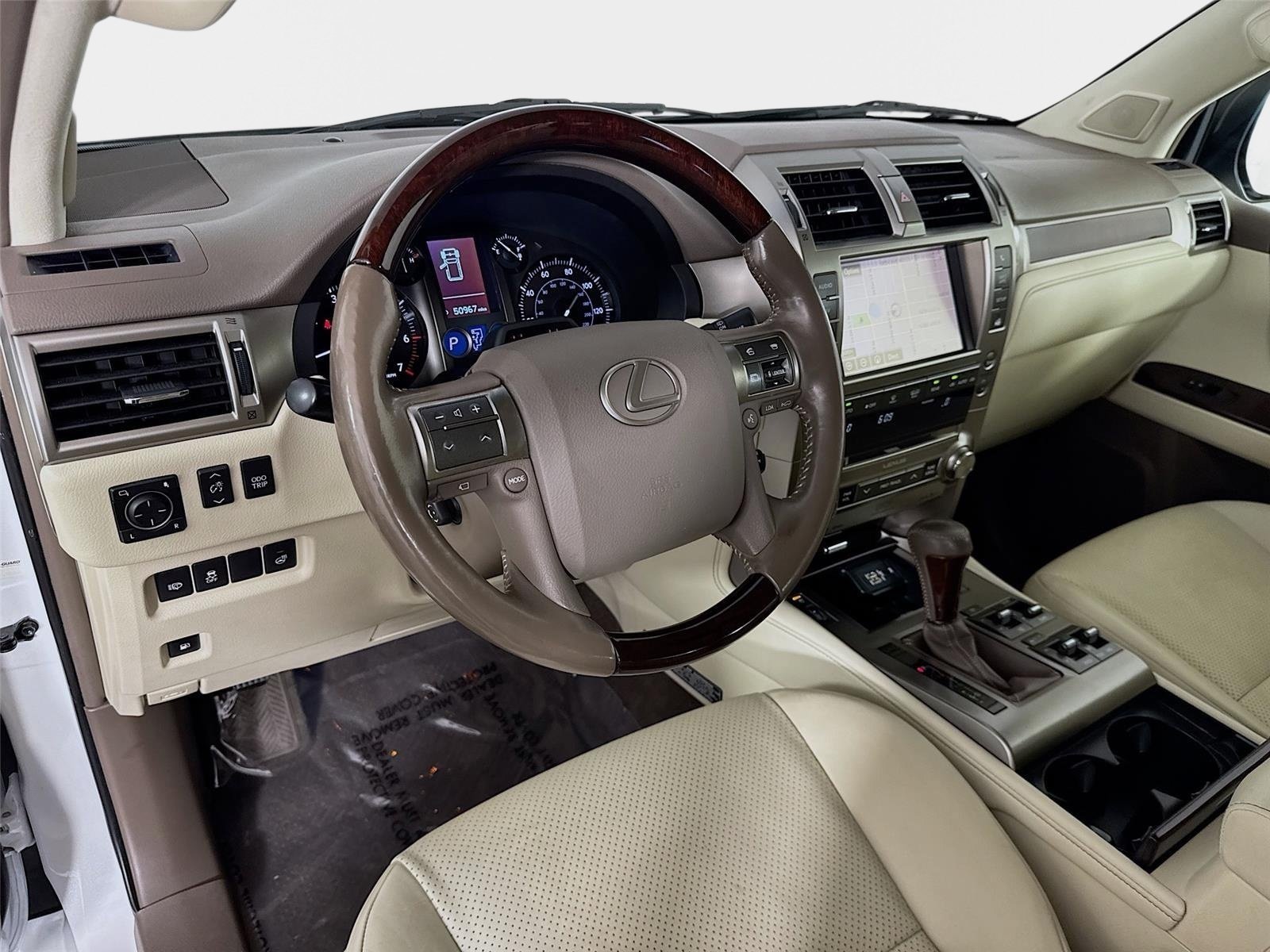Used 2017 Lexus GX 460 Luxury AWD/4WD image 9