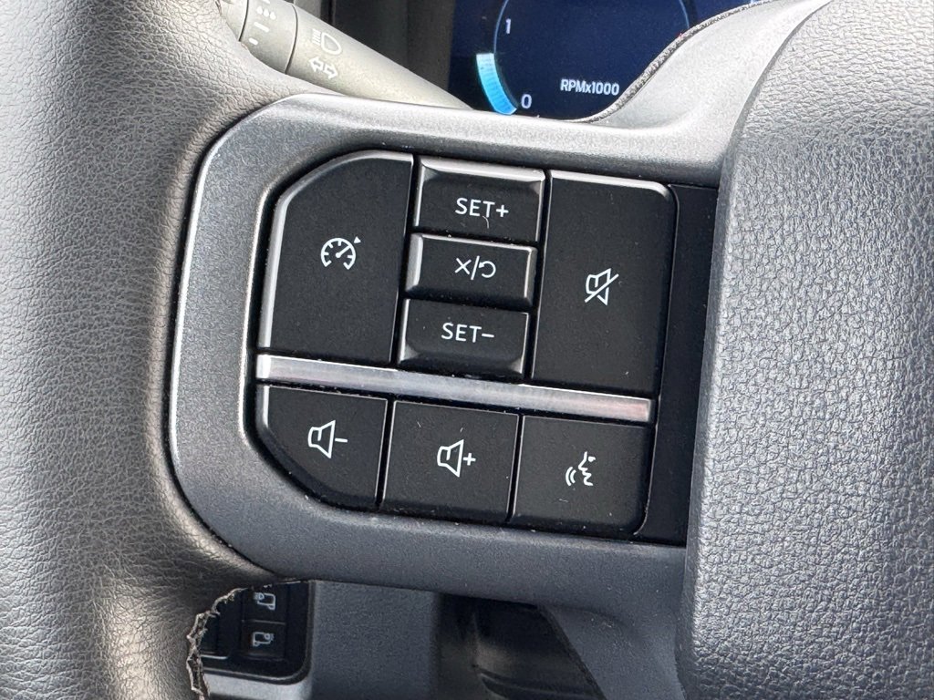 Used 2025 Ford F450 Lariat image 8