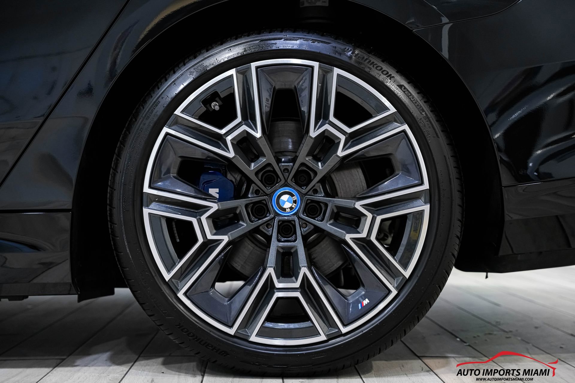 Used 2025 BMW i5 xDrive40 w/ M Sport Package AWD/4WD image 84