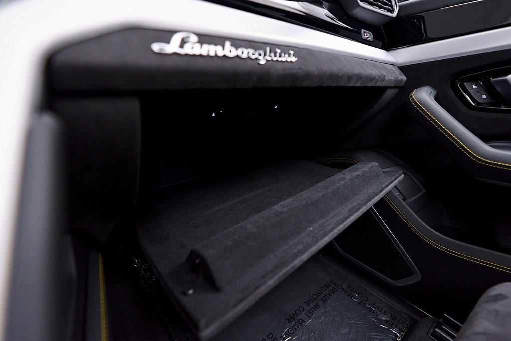 Used 2021 Lamborghini Urus image 87